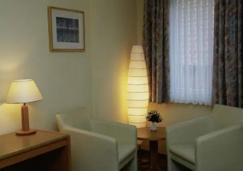 里皮施霍夫兰德酒店 吕格德